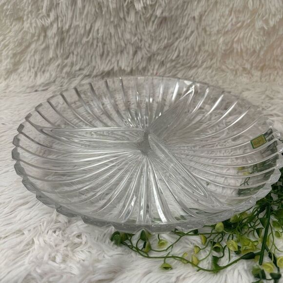 Marquis by Waterford Round Handcut Crystal 3 compartment‎ Serving Appetizer Dish - Picture 6 of 11